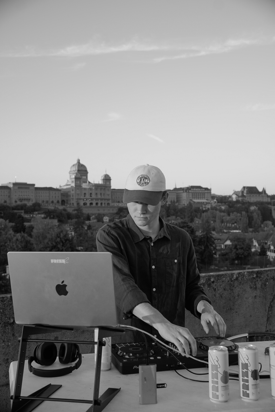 KLANGGRAT DJ Set mit Luzern Kulisse